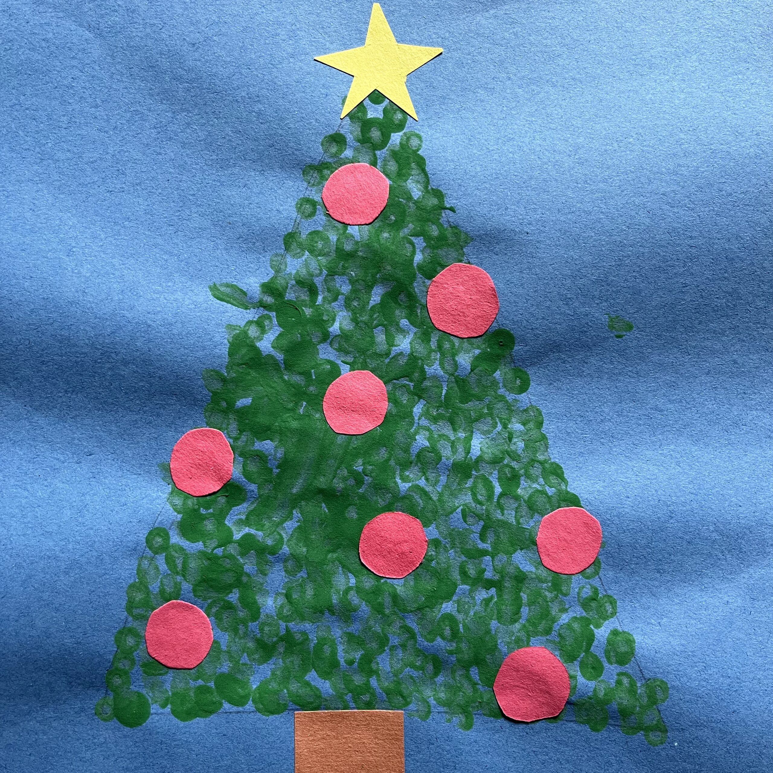 Completed easy Christmas tree craft for young students