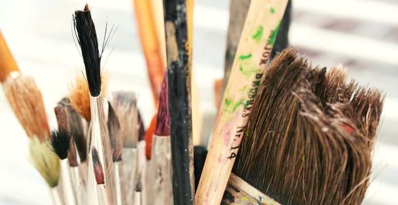 art room paint brushes